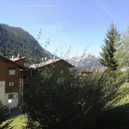2 Pieces Avec Balcon Et Parking A - Ideal Pour 4 Personnes - Fr-1-198-141 Apartment *