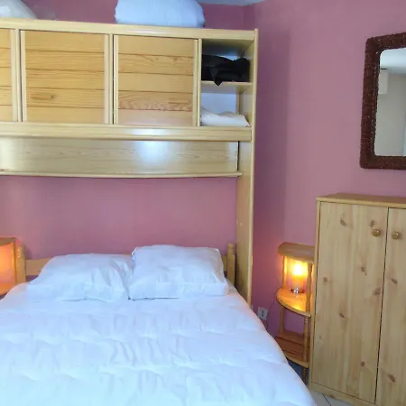 2 Pieces Avec Balcon Et Parking A - Ideal Pour 4 Personnes - Fr-1-198-141 *