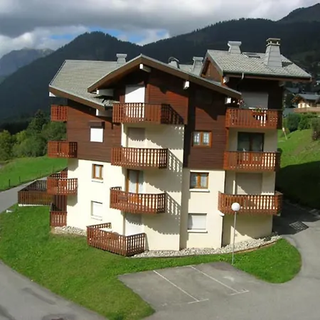 2 Pieces Avec Balcon Et Parking A - Ideal Pour 4 Personnes - Fr-1-198-141 * Chatel